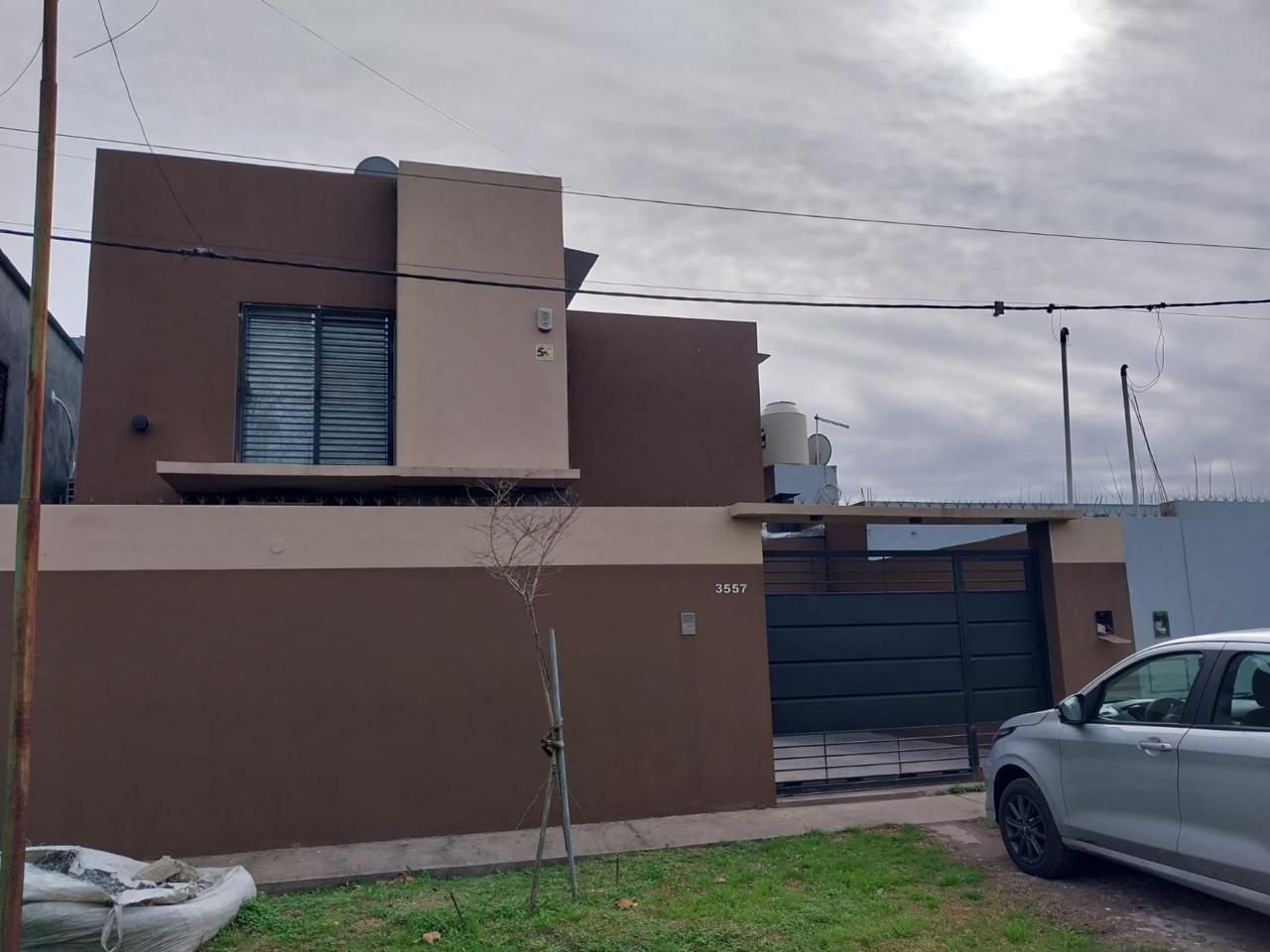 Casa en Venta en Olmos, Lisandro ,ap.