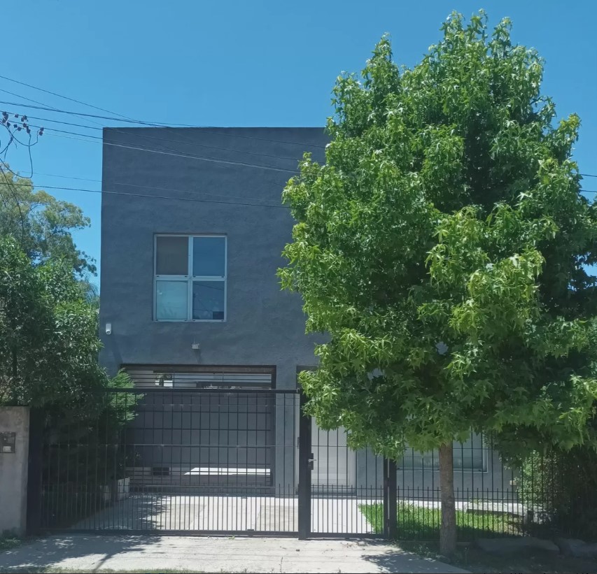Casa en Venta en Arana