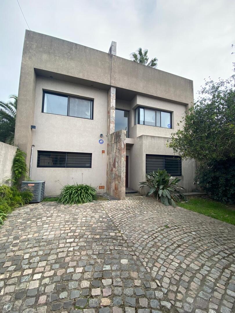 Casa en Venta en Gonnet