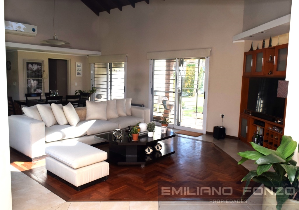 Casa en Venta en La Plata
