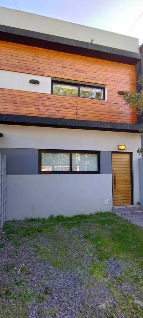 Duplex en Venta en City Bell