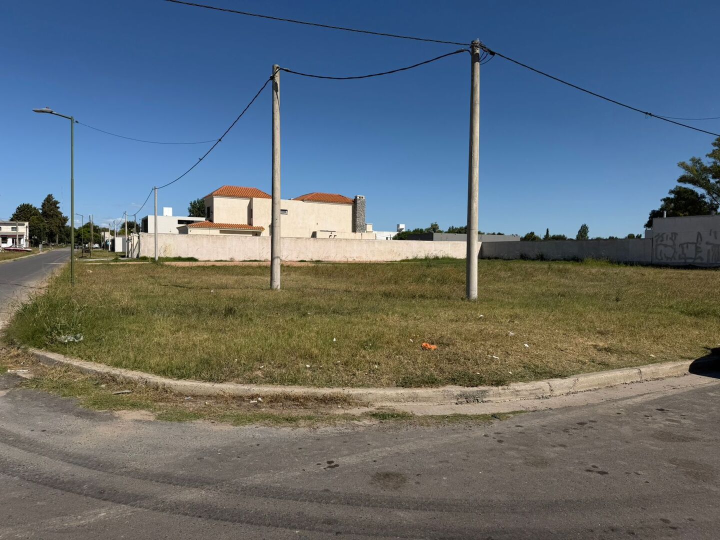Terrenos y Lotes en Venta en Joaquin Gorina