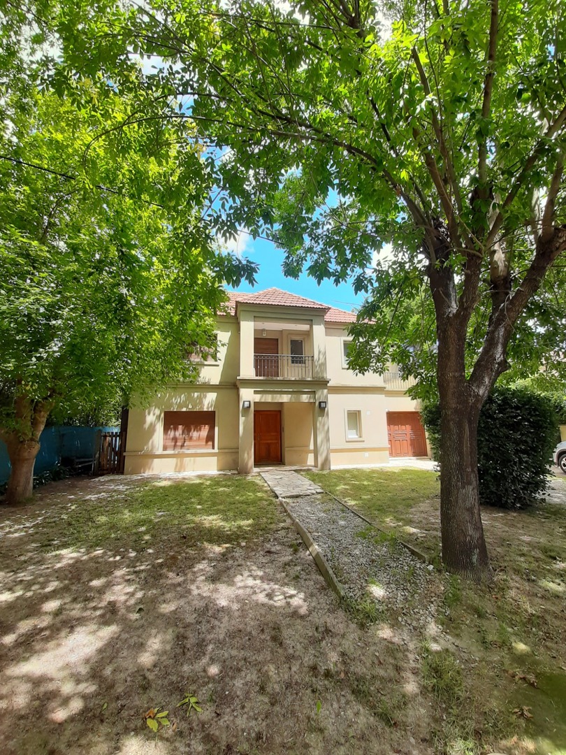 Casa en Barrio Cerrado en Venta en City Bell