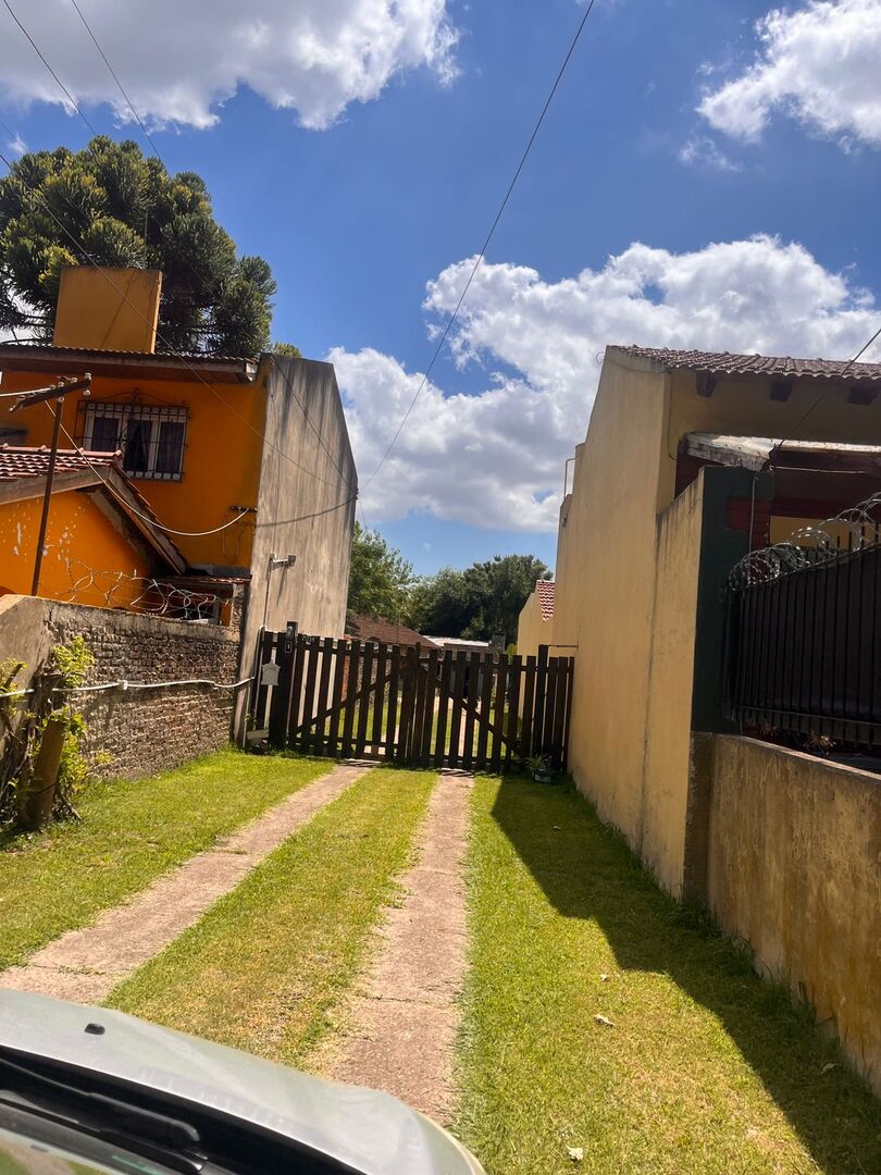 Casa en Venta en Villa Elisa