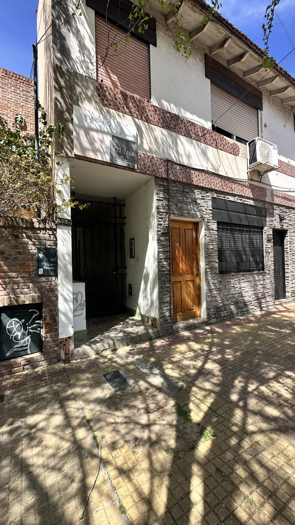 PH en Venta en La Plata